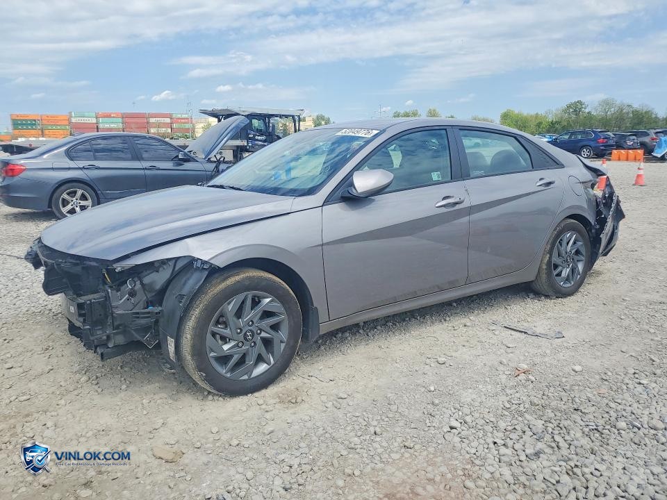 2024 HYUNDAI ELANTRA SEL – Lot 52049776 auction photo