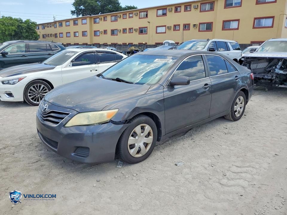 2010 TOYOTA CAMRY LE – Lot 52089956 auction photo