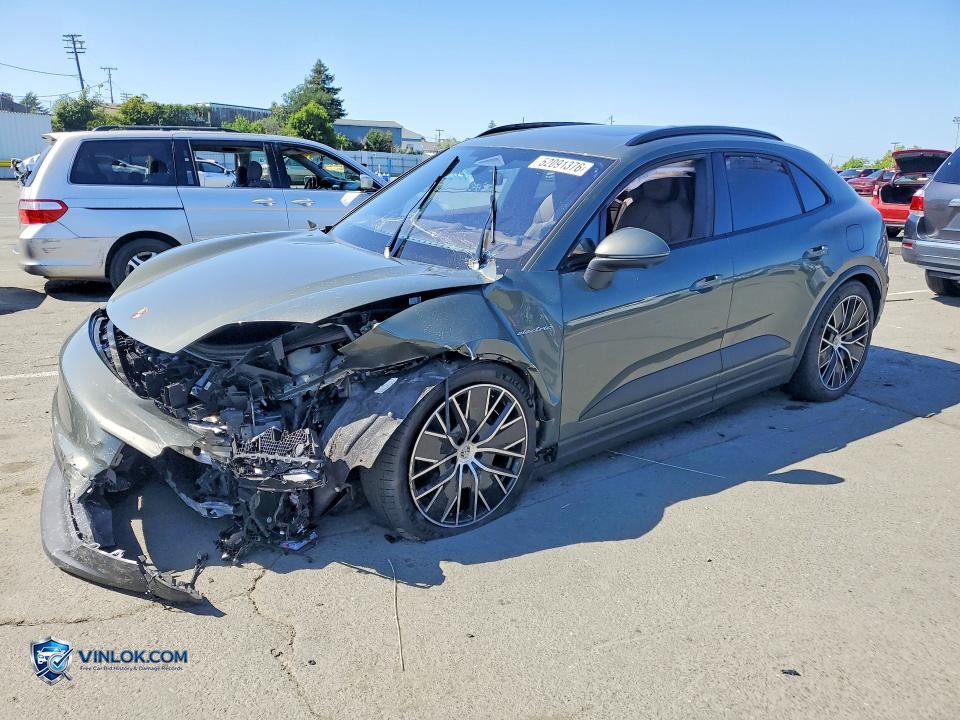 2026 PORSCHE MACAN 4 – Lot 52091376 auction photo