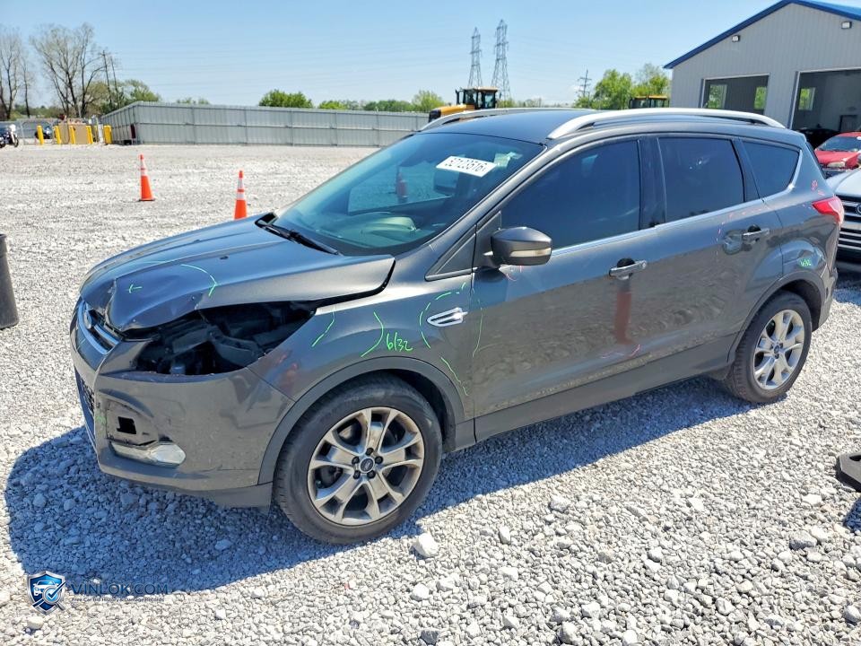 2015 FORD ESCAPE TITANIUM – Lot 52123516 auction photo