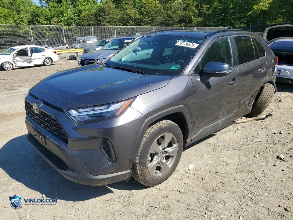 2024 TOYOTA RAV4 XLE – Lot 52126206 auction photo