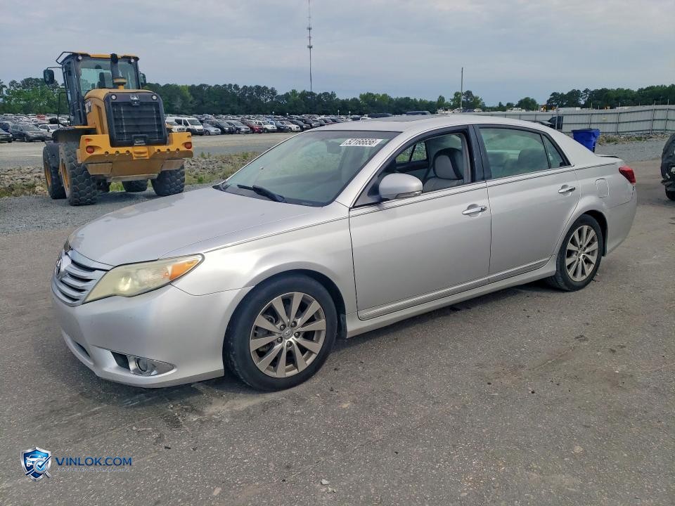 2011 TOYOTA AVALON LIMITED – Lot 52166656 auction photo