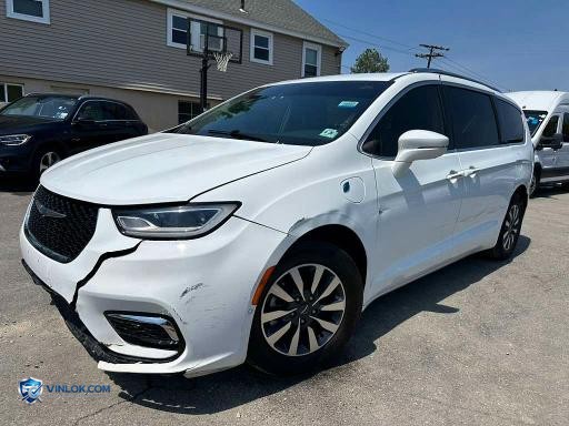 2021 CHRYSLER PACIFICA HYBRID TOURING L – Lot 52196586 auction photo