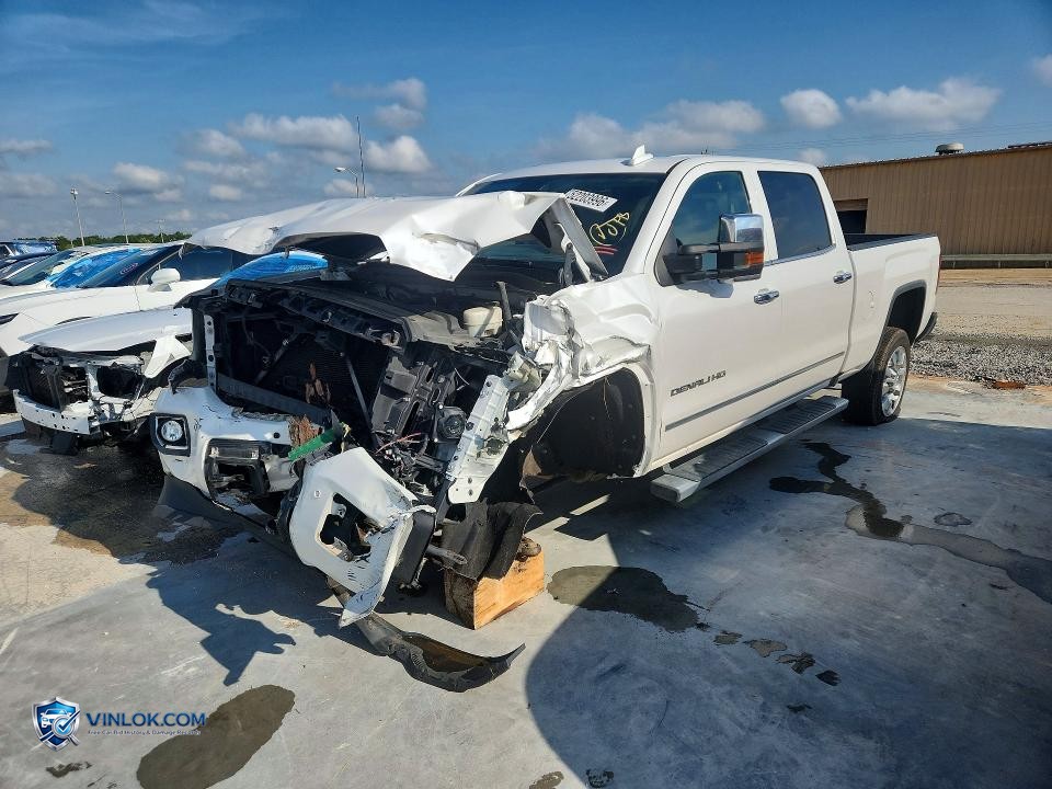 2018 GMC SIERRA K2500 DENALI – Lot 52203996 auction photo