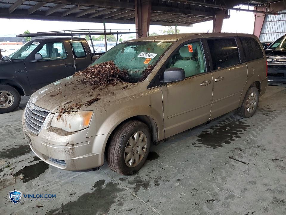 2009 CHRYSLER TOWN & COUNTRY LX – Lot 52205406 auction photo
