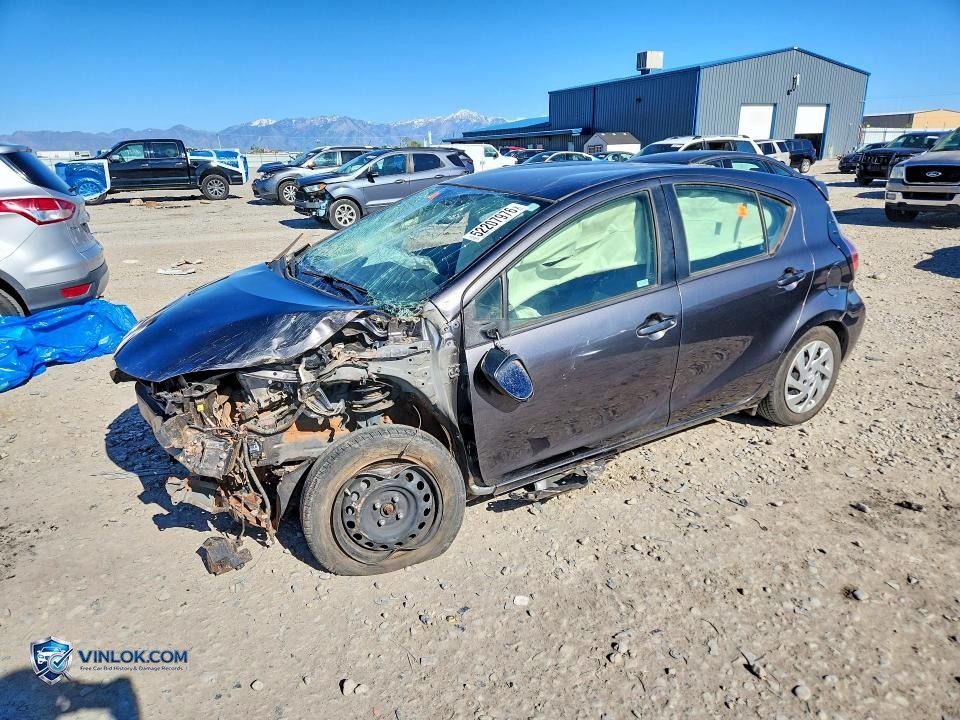 2015 TOYOTA PRIUS C TWO – Lot 52207976 auction photo
