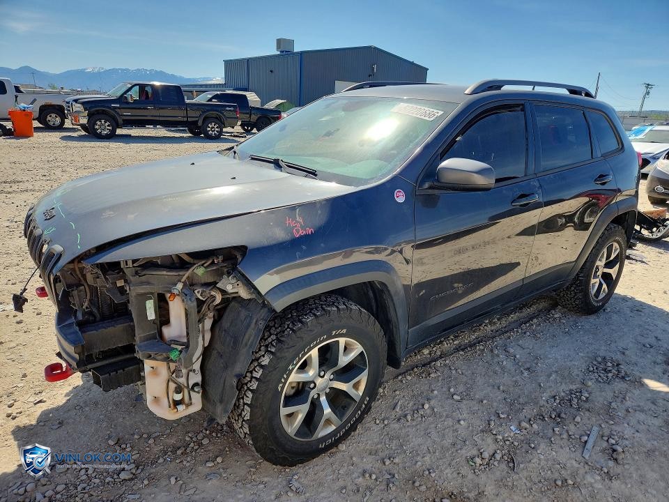 2016 JEEP CHEROKEE TRAILHAWK – Lot 52220686 auction photo