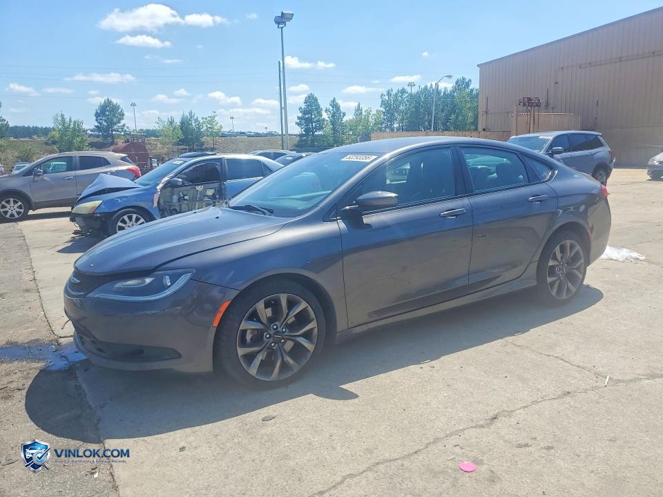 2015 CHRYSLER 200 S – Lot 52293356 auction photo