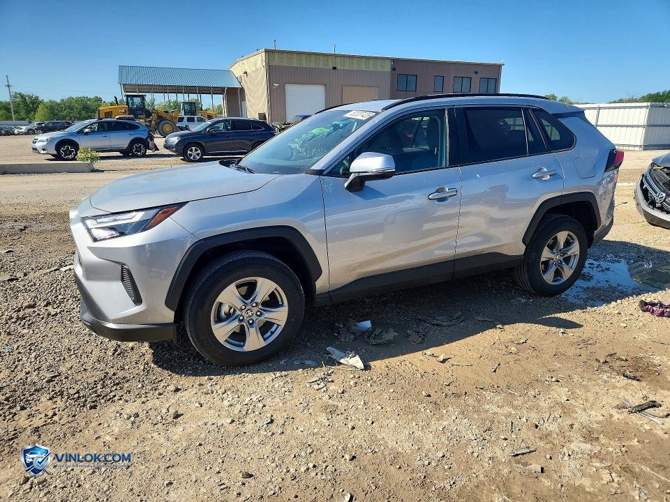 2025 TOYOTA RAV4 XLE – Lot 52337426 auction photo
