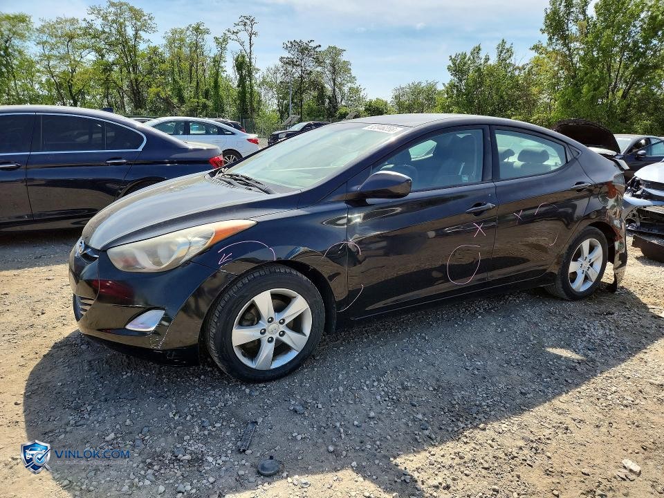 2013 HYUNDAI ELANTRA GLS – Lot 52346256 auction photo