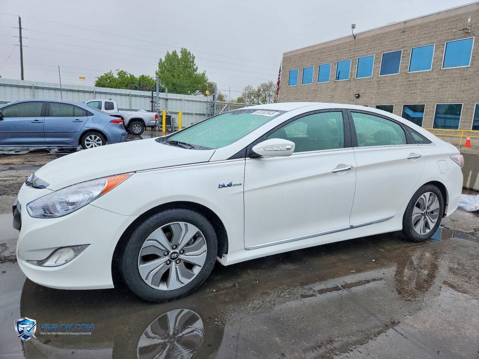 2013 HYUNDAI SONATA HYBRID – Lot 52363946 auction photo