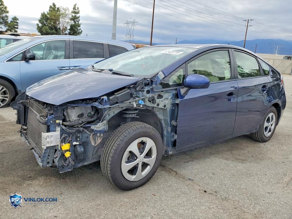 2012 TOYOTA PRIUS THREE – Lot 52423776 auction photo