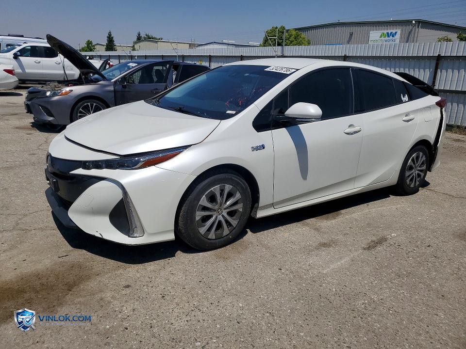 2020 TOYOTA PRIUS PRIME LE – Lot 52426786 auction photo