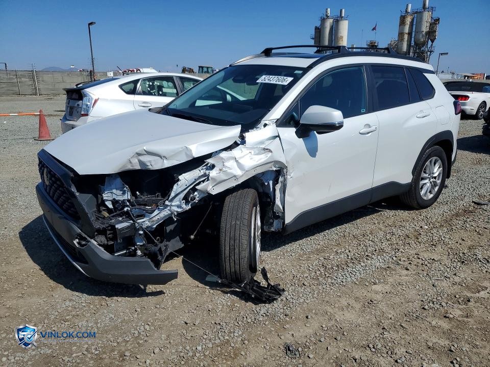 2024 TOYOTA COROLLA CROSS LE – Lot 52437606 auction photo