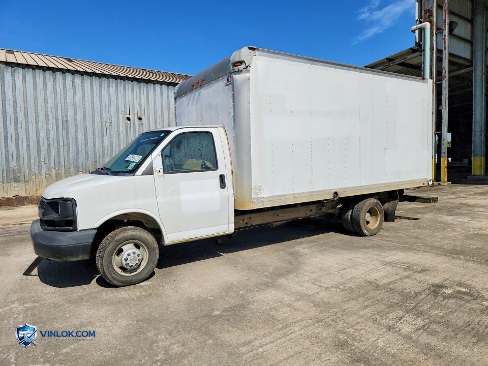 2015 CHEVROLET EXPRESS BOX TRUCK – Lot 52437906 auction photo