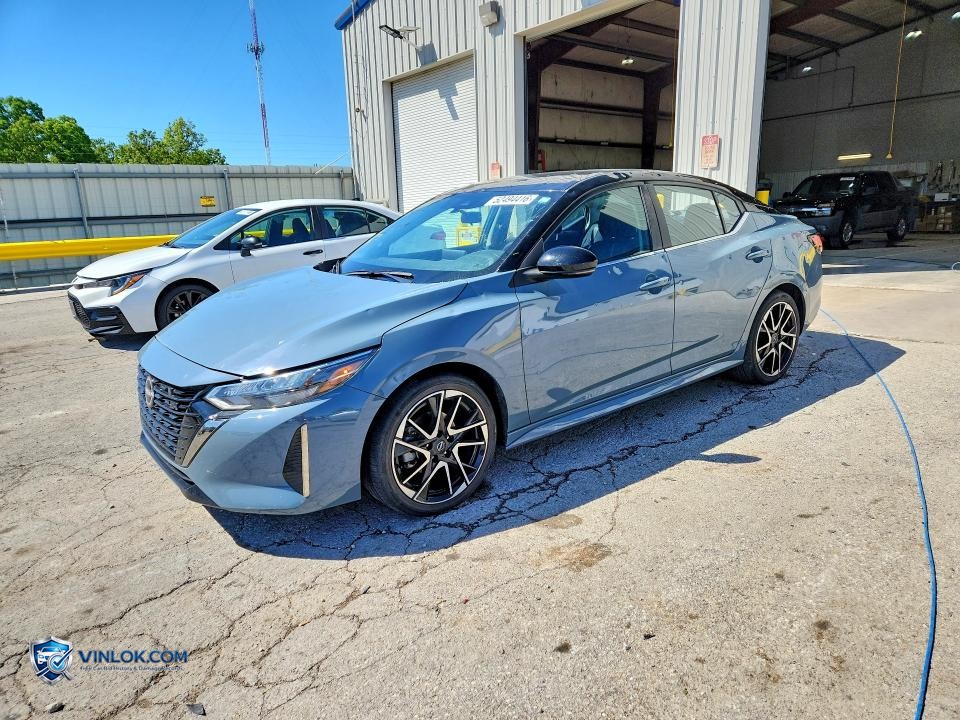 2024 NISSAN SENTRA SR – Lot 52494416 auction photo