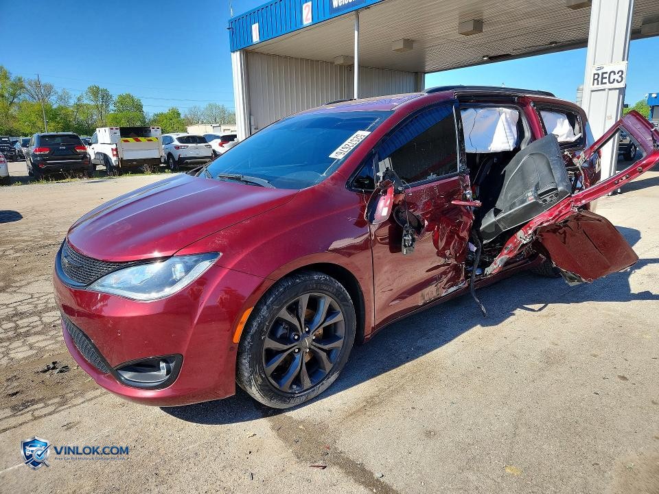 2018 CHRYSLER PACIFICA TOURING L – Lot 52572676 auction photo