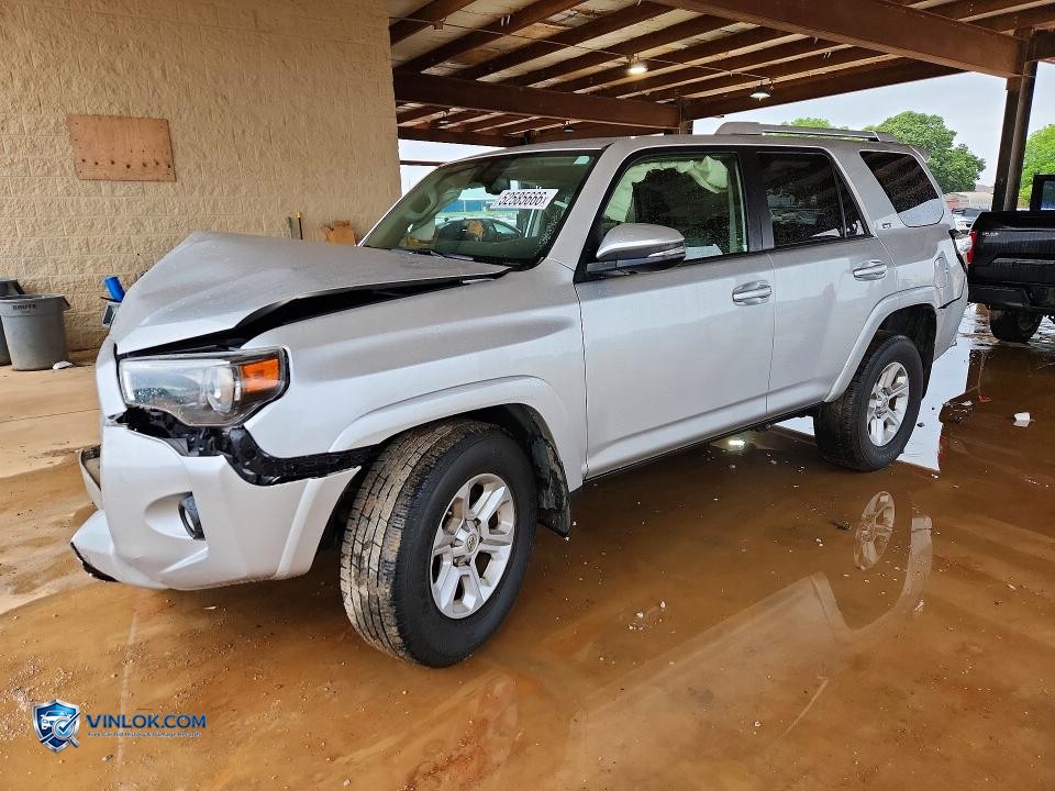 2018 TOYOTA 4RUNNER SR5 PREMIUM – Lot 52585666 auction photo