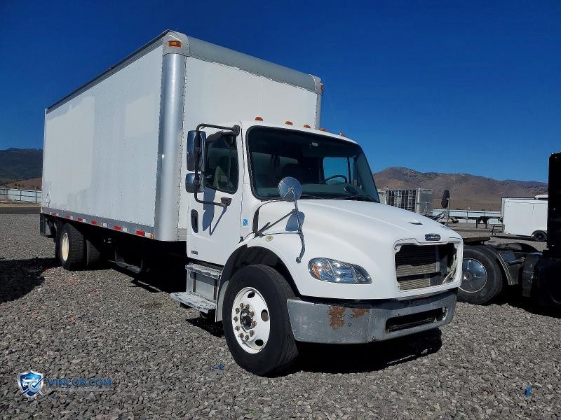 2005 FREIGHTLINER BUSINESS CLASS M2 BOX TRUCK – Lot 52616806 auction photo