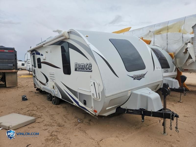 2017 LANCE CAMPER – Lot 52641036 auction photo