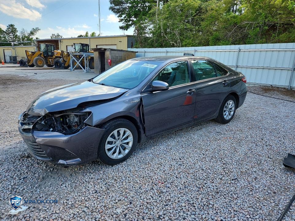 2017 TOYOTA CAMRY HYBRID LE – Lot 52647036 auction photo