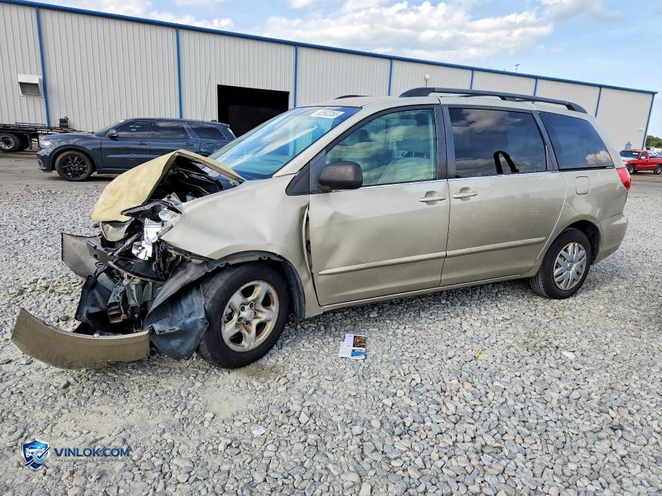 2010 TOYOTA SIENNA LE 7-PASSENGER – Lot 52692056 auction photo