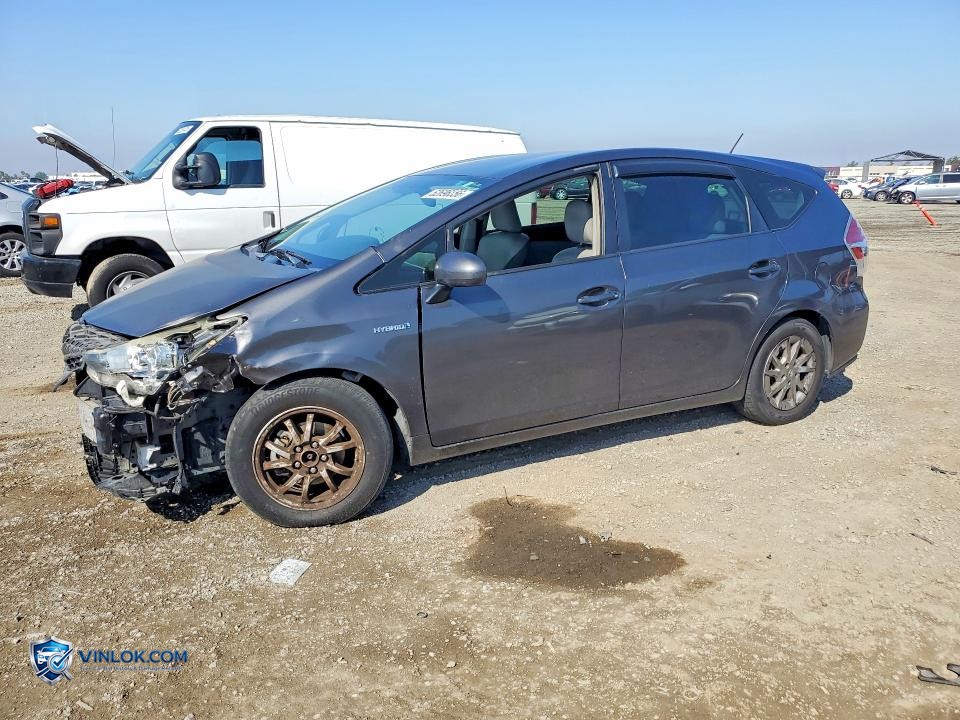 2016 TOYOTA PRIUS V FOUR – Lot 52696556 auction photo