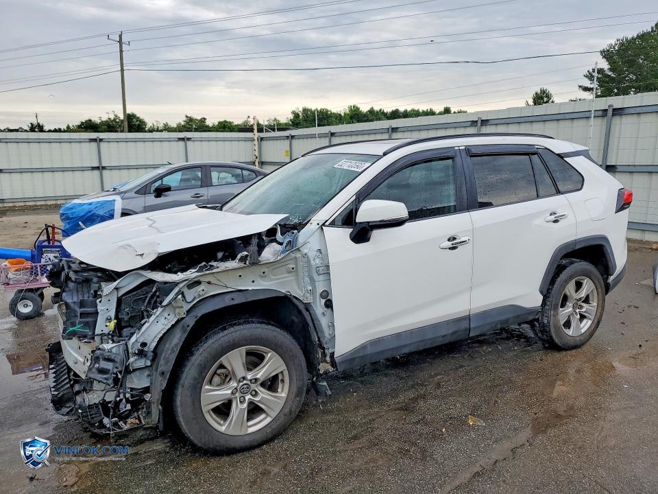 2020 TOYOTA RAV4 XLE – Lot 52710596 auction photo