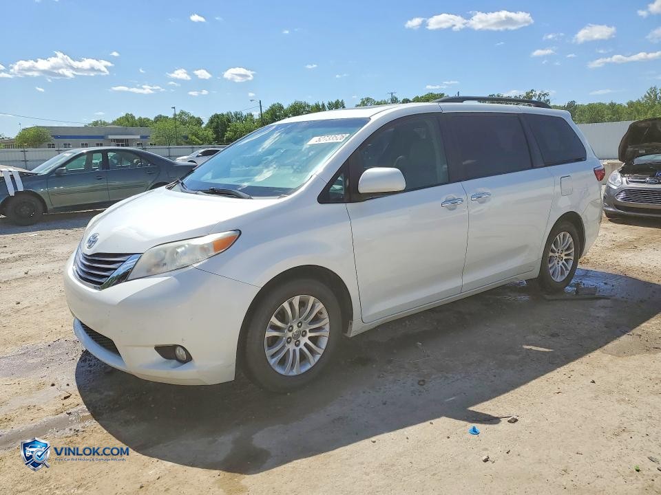 2015 TOYOTA SIENNA XLE PREMIUM 8-PASSENGER – Lot 52733526 auction photo