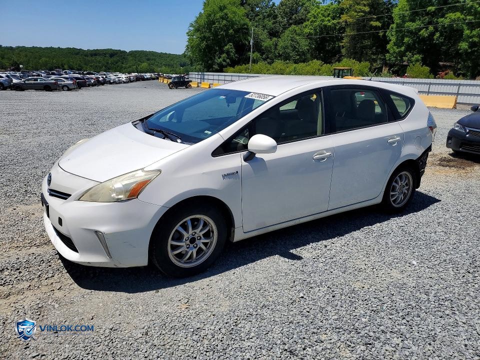 2013 TOYOTA PRIUS V THREE – Lot 52736056 auction photo