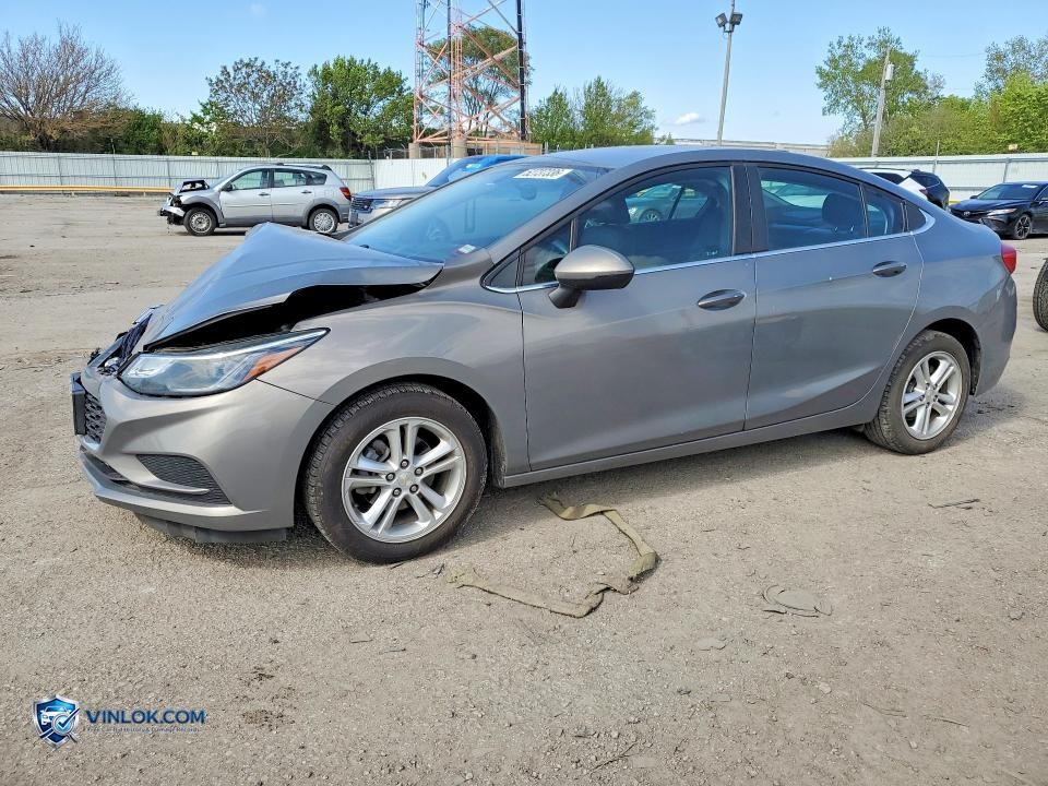 2018 CHEVROLET CRUZE LT – Lot 52737336 auction photo