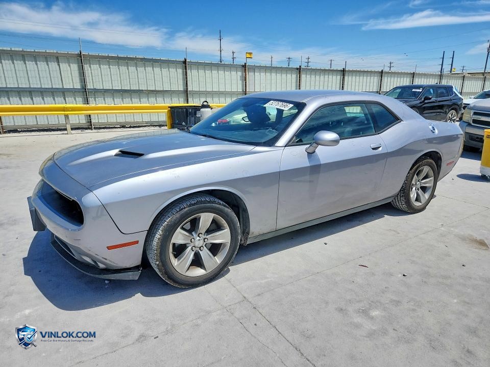 2015 DODGE CHALLENGER SXT – Lot 52767696 auction photo