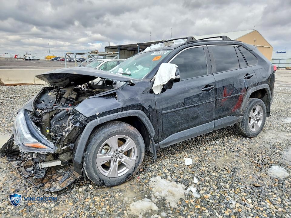 2023 TOYOTA RAV4 XLE – Lot 52781426 auction photo