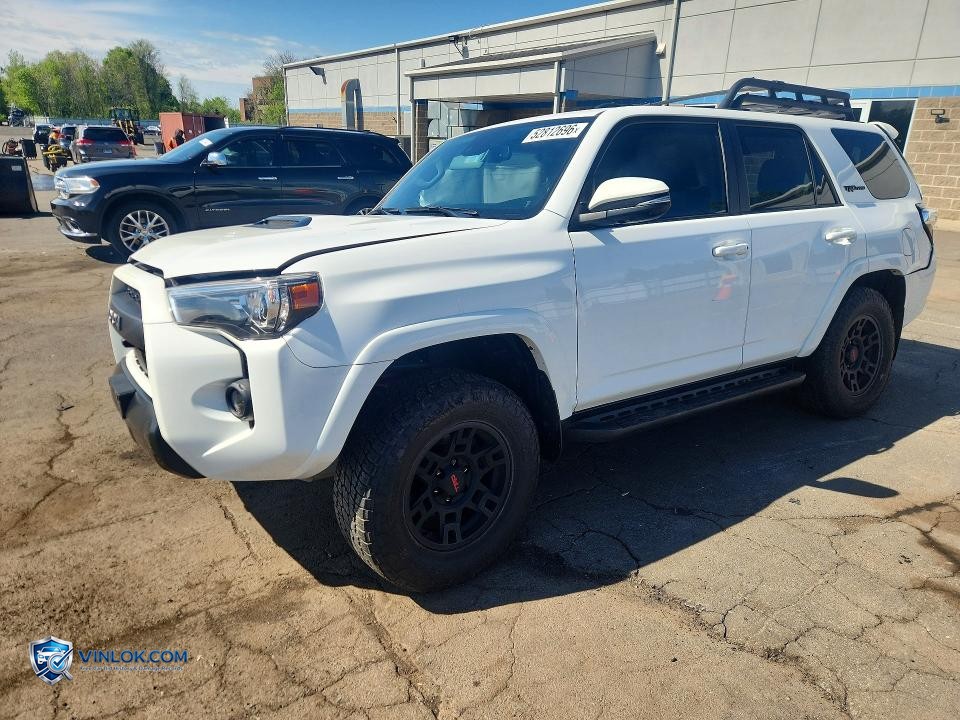 2024 TOYOTA 4RUNNER TRD PRO – Lot 52812696 auction photo