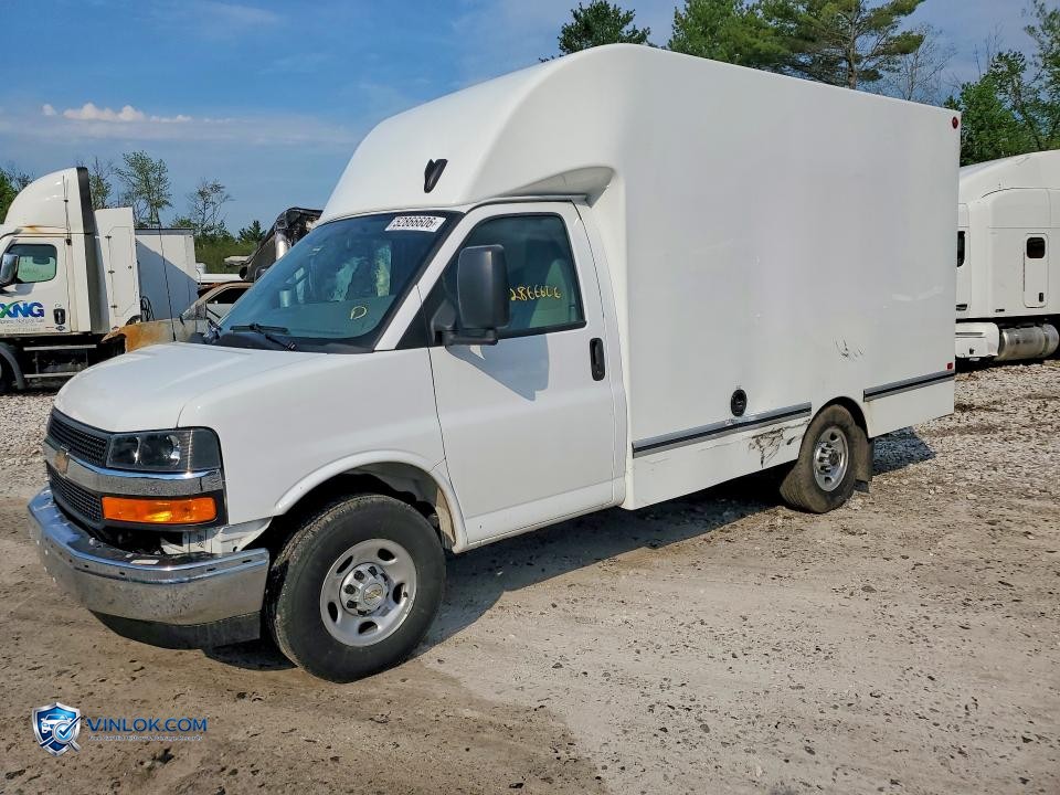 2025 CHEVROLET EXPRESS G3500 – Lot 52866606 auction photo
