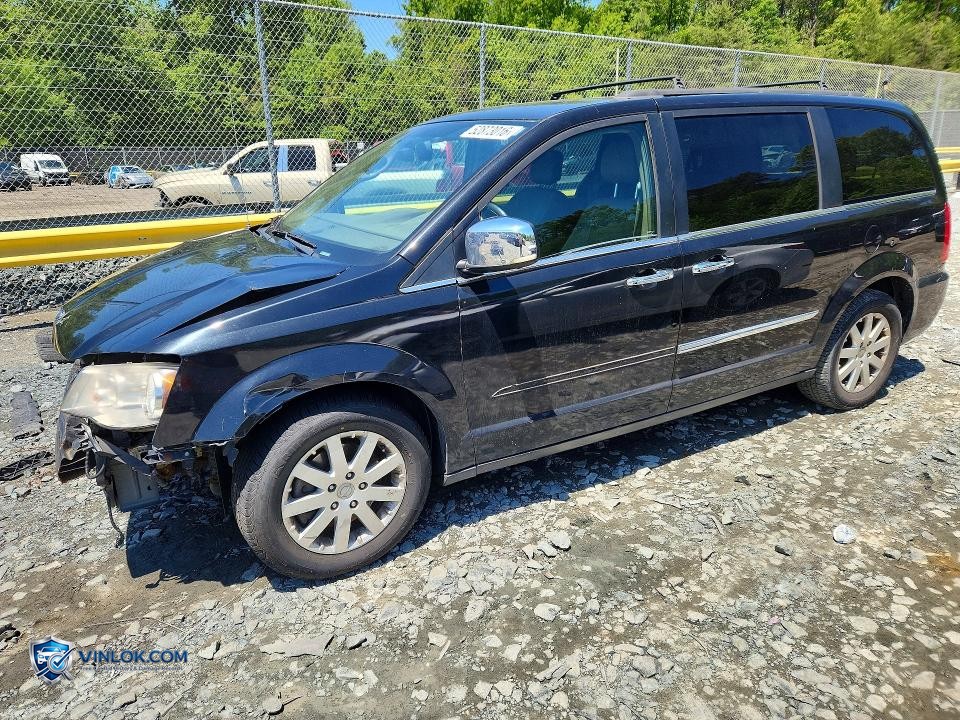 2012 CHRYSLER TOWN & COUNTRY TOURING L – Lot 52873016 auction photo