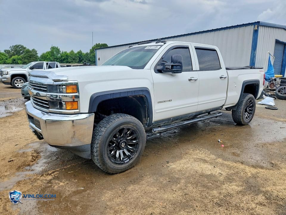 2015 CHEVROLET SILVERADO K2500 HEAVY DUTY LT – Lot 52911136 auction photo