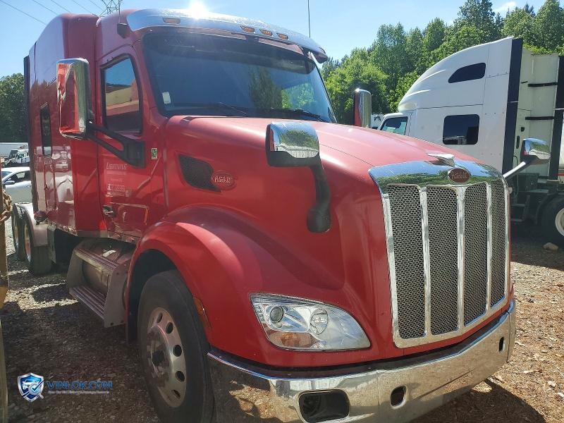 2019 PETERBILT 579 SEMI TRUCK – Lot 52928176 auction photo