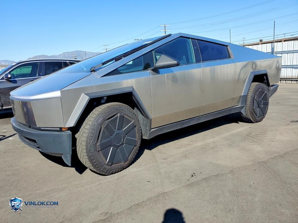 2024 TESLA CYBERTRUCK – Lot 52935046 auction photo
