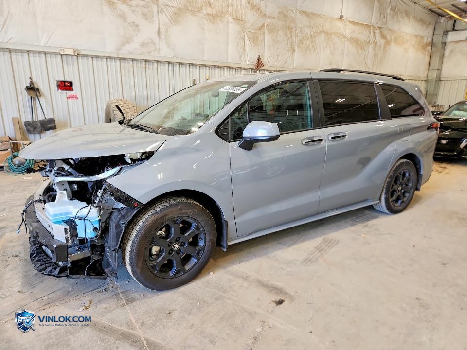 2026 TOYOTA SIENNA WOODLAND EDITION – Lot 52958396 auction photo