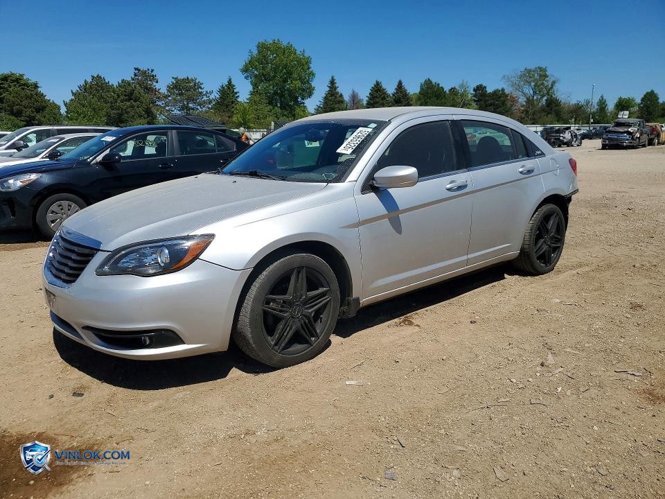 2012 CHRYSLER 200 TOURING – Lot 52965326 auction photo