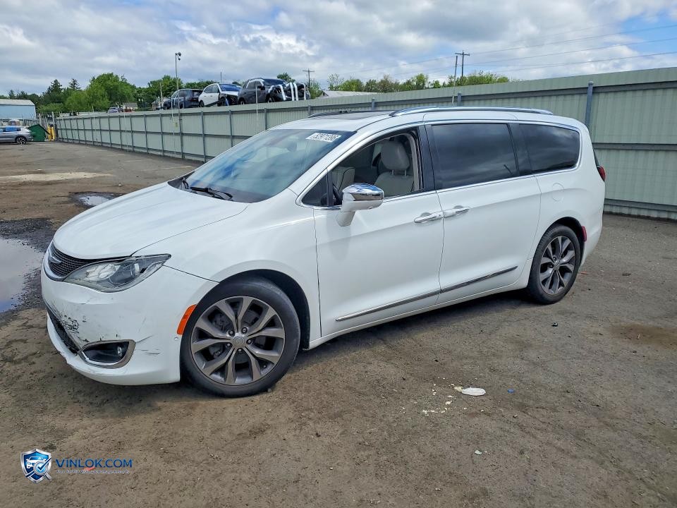 2017 CHRYSLER PACIFICA LIMITED – Lot 52971396 auction photo