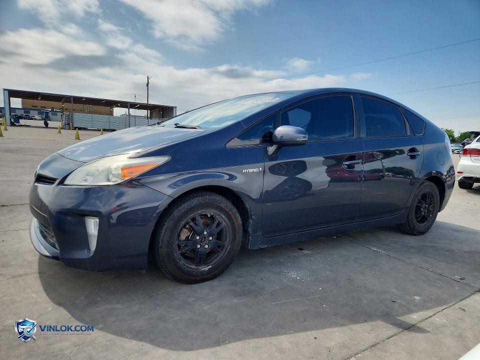 2015 TOYOTA PRIUS TWO – Lot 53012296 auction photo