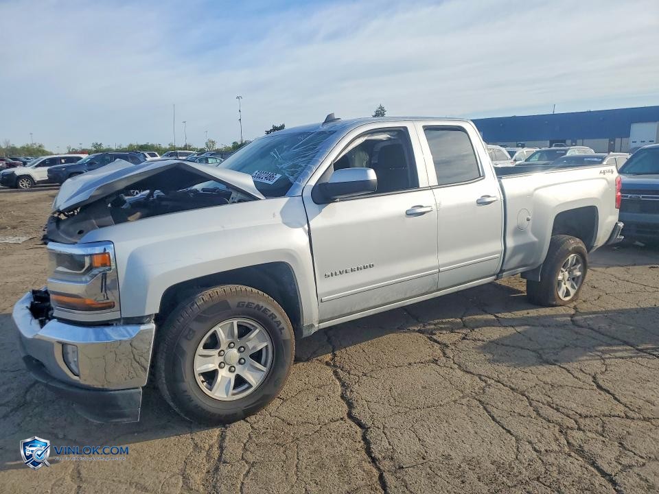 2017 CHEVROLET SILVERADO K1500 LT – Lot 53022486 auction photo