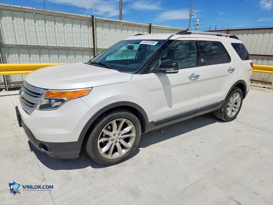 2015 FORD EXPLORER XLT – Lot 53032656 auction photo