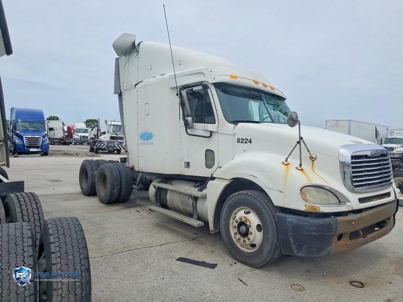 2016 FREIGHTLINER CASCADIA 125 SEMI TRUCK – Lot 53033406 auction photo