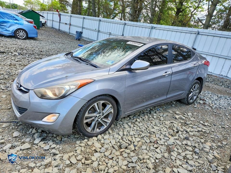 2013 HYUNDAI ELANTRA GLS – Lot 53056946 auction photo