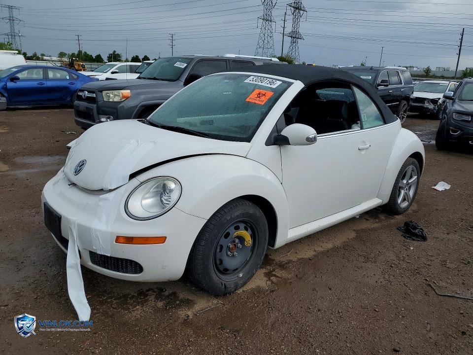 2010 VOLKSWAGEN NEW BEETLE – Lot 53090196 auction photo