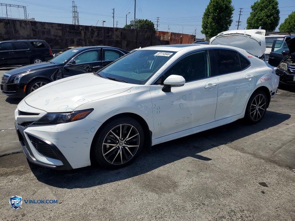 2024 TOYOTA CAMRY HYBRID SE – Lot 53114946 auction photo