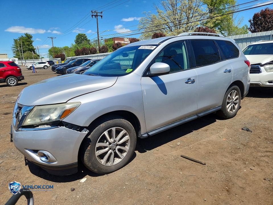 2015 NISSAN PATHFINDER S – Lot 53121736 auction photo